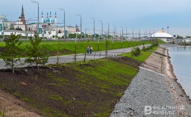 Велопешеходный маршрут вдоль Кремлевской дамбы в Казани завершен на 98%