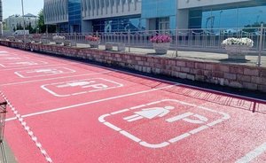 Администрация казанского ЦУМа заявила, что будет отстаивать женскую парковку