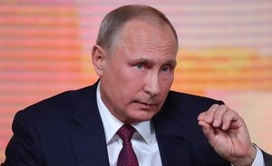 Путин пообещал довести минимальную зарплату до прожиточного минимума на 7 месяцев раньше