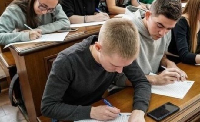 В Минпросвещения России предложили прекратить прием в колледжи по 43 профессиям