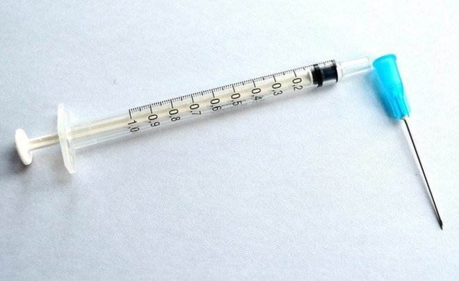 Минздрав планирует ввести обязательную прививку против менингита и пневмонии — СМИ