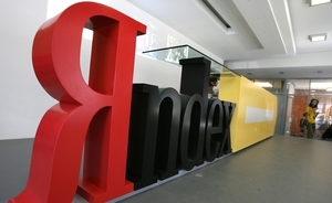«Яндекс» запустил в работу голосовой помощник «Алиса»