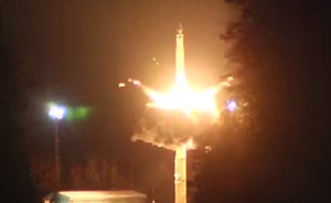 Минобороны РФ опубликовало видео испытаний российской «ядерной триады»
