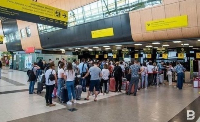 Шестерых работников казанского аэропорта заподозрили в кражах багажа