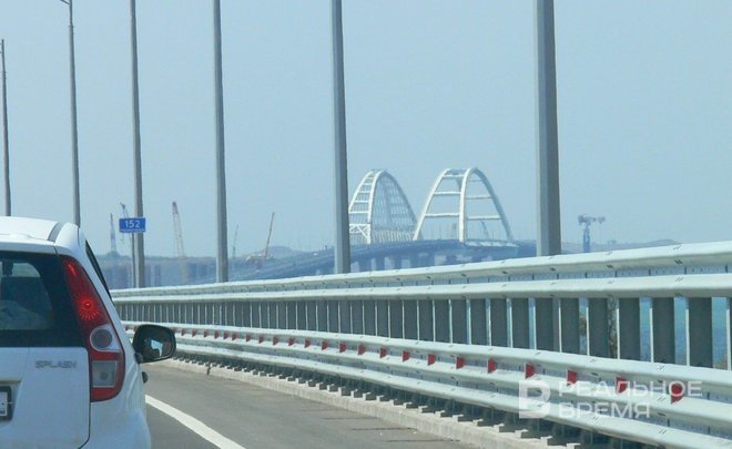 Марат Хуснуллин сообщил об открытии движения по левой части Крымского моста