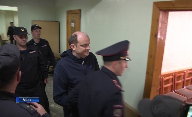 В Уфе возбудили новое уголовное дело против одного из полицейских, обвиняемых в изнасиловании коллеги