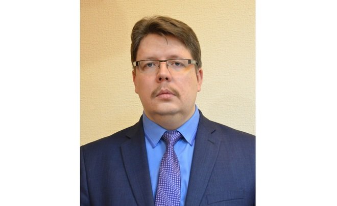 Глава Дзержинска уволил курирующего ЖКХ заместителя