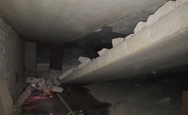 Прокуратура проводит проверку после обрушения перекрытий в многоэтажном доме в Перми