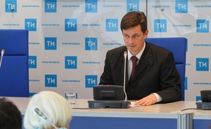 Ведущий «Новостей Татарстана» на ТНВ Алексей Калиничев стал «диктатором»