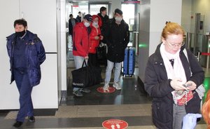 Главное о коронавирусе на 8 декабря: власти РФ не ограничат поездки между регионами, страны скупают Pfizer