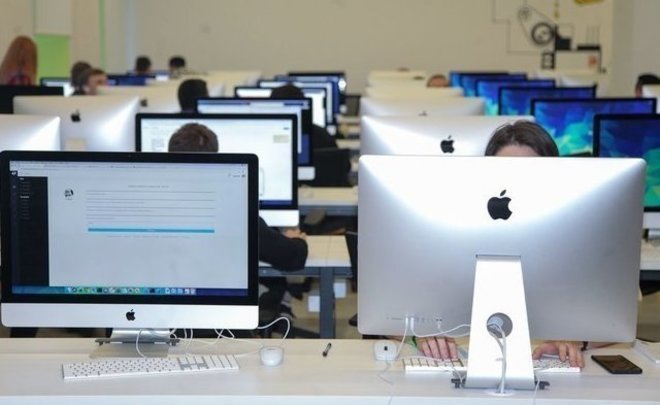 В сфере административной работы в Казани число вакансий увеличилось на 229%