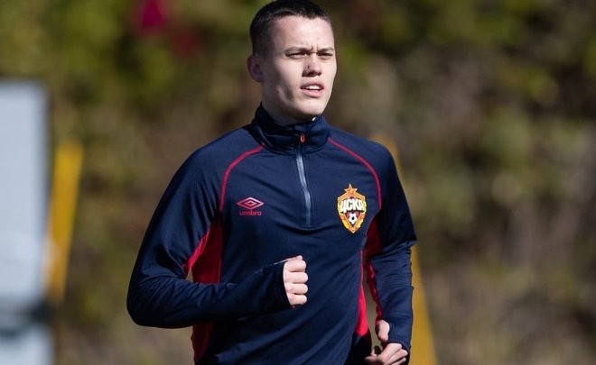«КАМАЗ» арендовал полузащитника ЦСКА Жиронкина до конца сезона