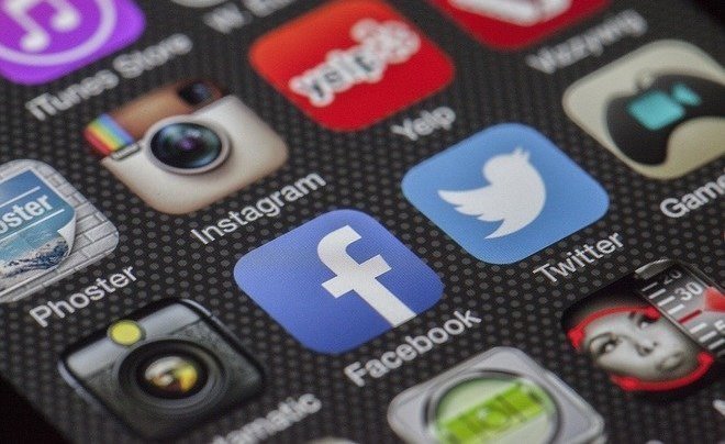 Пользователи сообщили о сбое в работе Facebook