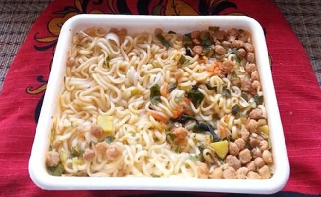 Роскачество нашло пестициды и плесень в лапше быстрого приготовления