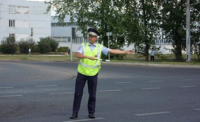 ГИБДД Казани в рамках мероприятия «Уступи дорогу» выявит водителей, не пропускающих машины со спецсигналами