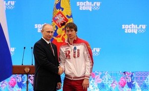 Российские лыжники и бобслеисты не будут сдавать свои олимпийские награды за Сочи-2014 и подадут иски в суд