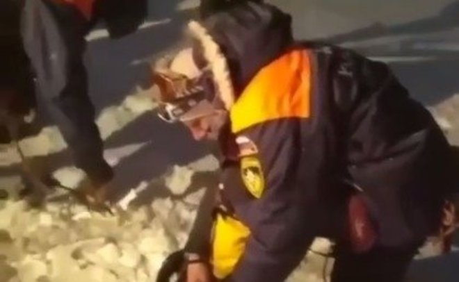 Спасатели ищут альпинистов на Эльбрусе — один человек найден погибшим