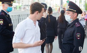 Рейд в Казани: как полицейские грозят пальчиком, а нарушители проклинают их и цитируют Конституцию