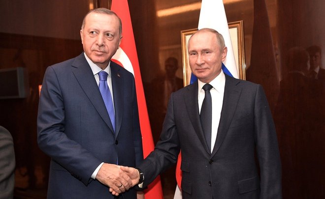 Путин и Эрдоган в телефонном разговоре обсудили признание Россией ДНР и ЛНР