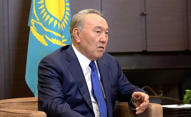 Парламент Казахстана закрепил за Назарбаевым право пожизненно возглавлять Совет безопасности