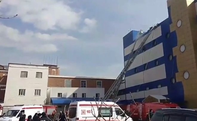 Пожарные ликвидировали открытое горение в московском ТЦ «Персей для детей»