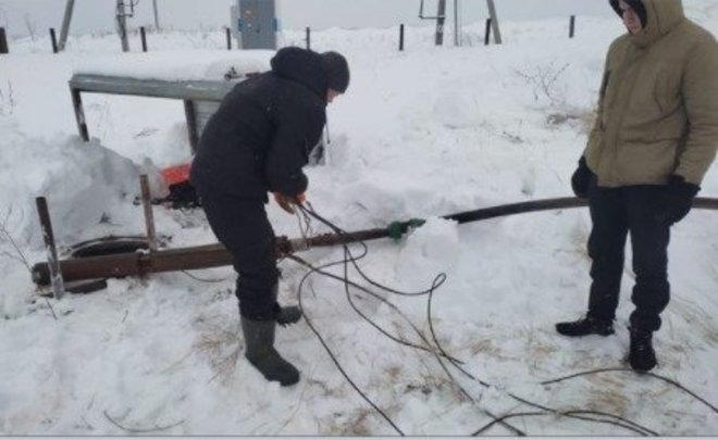 В Куюках из-за сломавшегося насоса на скважине остались без воды четыре улицы