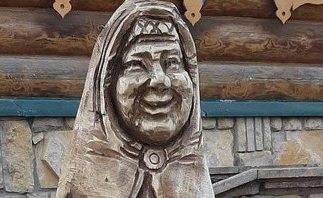 В Казани состоялся благотворительный аукцион — резчики по дереву сделали экспонаты