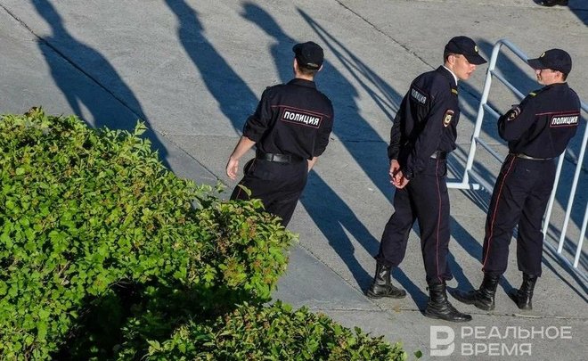Казанские полицейские задержали на вокзале 35 футбольных фанатов
