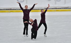 В казанском парке «Черное озеро» прошел флешмоб в поддержку Камилы Валиевой