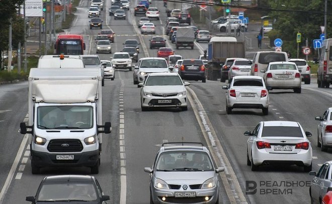 В Казани практически полностью парализовало улицы Советского района