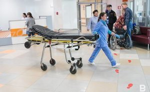 Минздрав раскритиковал решение новгородского врача оперировать плоскогубцами