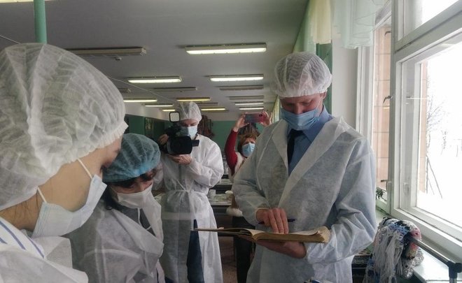 В ряде школ и детсадов Елабуги выявлены нарушения в организации питания детей