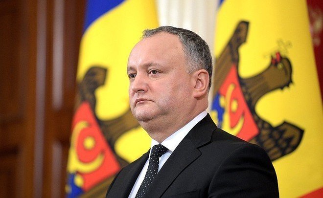 Президент Молдавии осудил решение правительства выслать из страны российских дипломатов