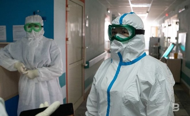 В мире за неделю заболеваемость коронавирусом снизилась впервые с ноября 2021 года