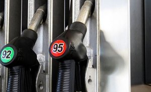 Власти РФ отчитались о снижении цен на топливо