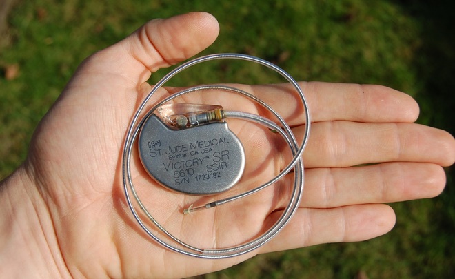 В США отзовут почти 500 тысяч кардиостимуляторов из-за риска кибератаки