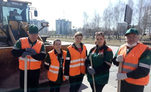 Коллектив АО «ТАИФ-НК» присоединился к санитарной очистке Нижнекамска