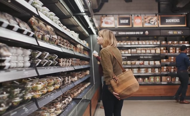 Amazon откроет в США первый магазин без касс и продавцов в начале 2017 года