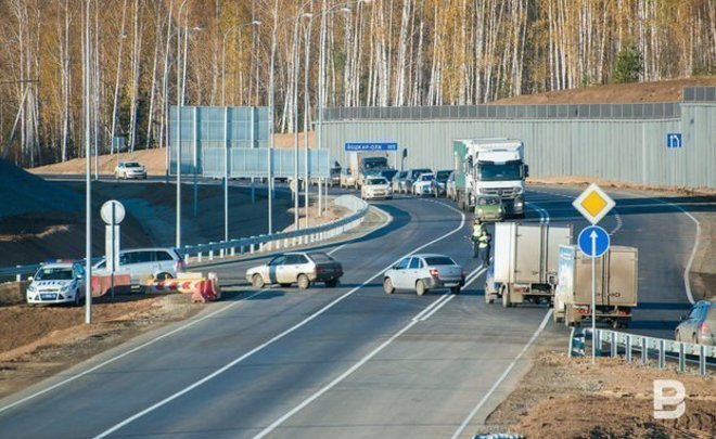 На подъезде к аэропорту Казани на пять дней ограничат движение грузовиков
