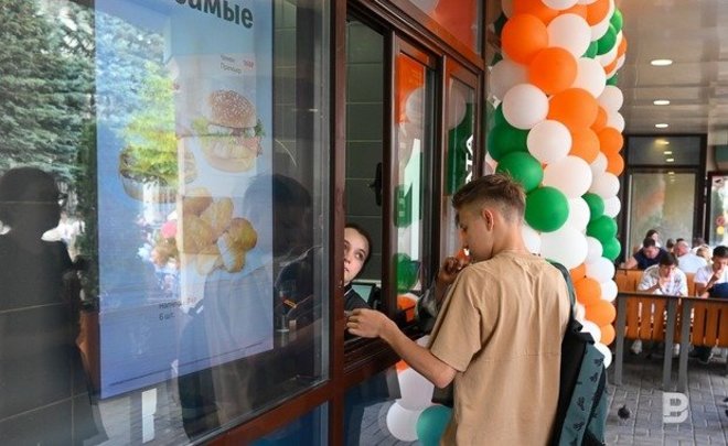 Оборот заведений общепита в Татарстане оказался самым большим в ПФО с отрывом в 11 миллиардов