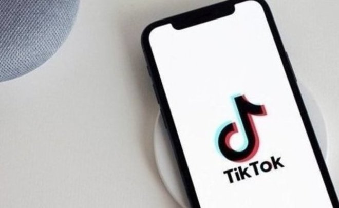 TikTok прекращает прямые эфиры и распространение нового контента в России из-за закона о фейках