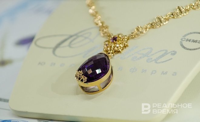 Жители Татарстана тратят на украшения больше всех в ПФО