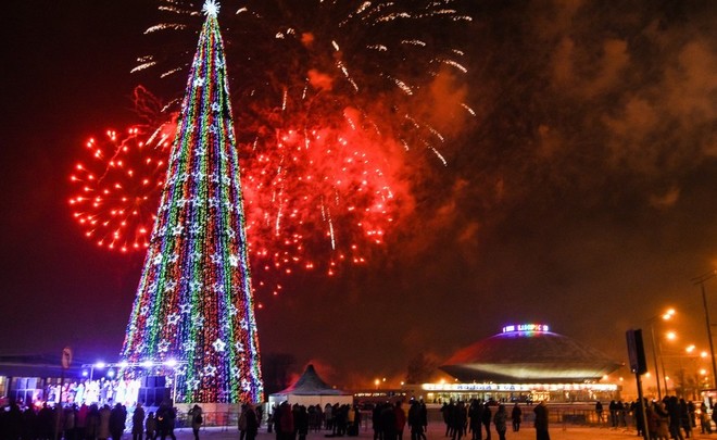 «Российская газета» узнала как россияне проведут новогодние каникулы