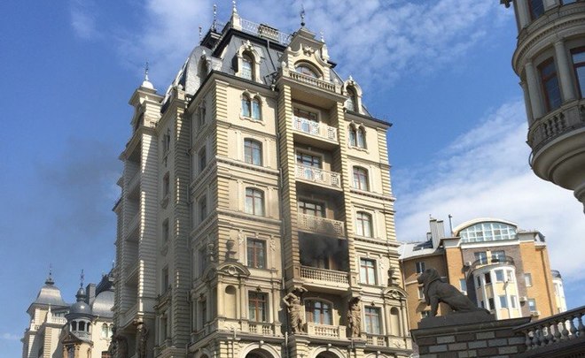 В элитном жилом комплексе возле Дворца земледельцев произошло возгорание