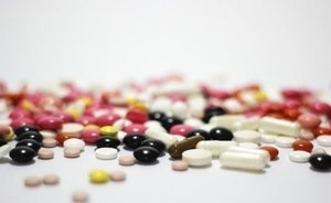 В Госдуме предложили ввести фиксированную наценку на лекарства