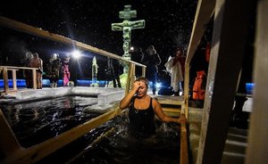 Вирусолог напомнил о мерах предосторожности при крещенских купаниях на фоне пандемии COVID-19