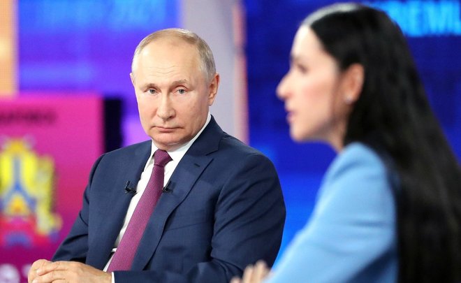 В Кремле заявили, что формат прямой линии с Путиным будет зависеть от рекомендаций Роспотребнадзора