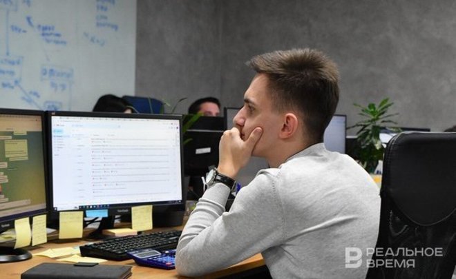 Назвали себя трудоголиками более четверти россиян