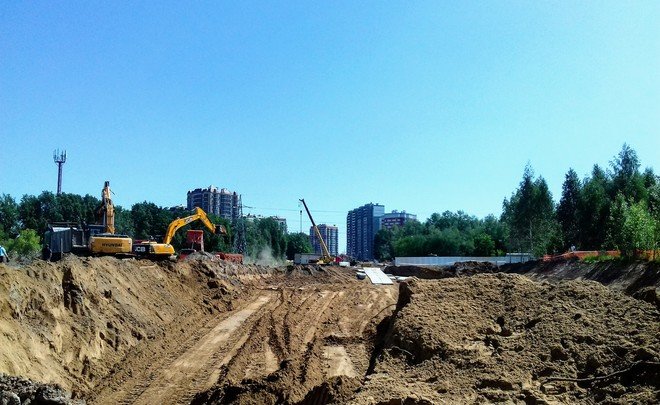 Предусмотрено строительство. Самая большая стройка в Коломенском.