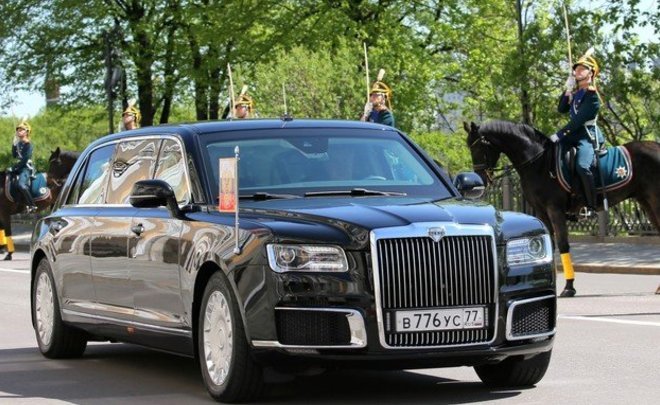 Чиновников обещали пересадить на отечественные автомобили проекта «Кортеж»